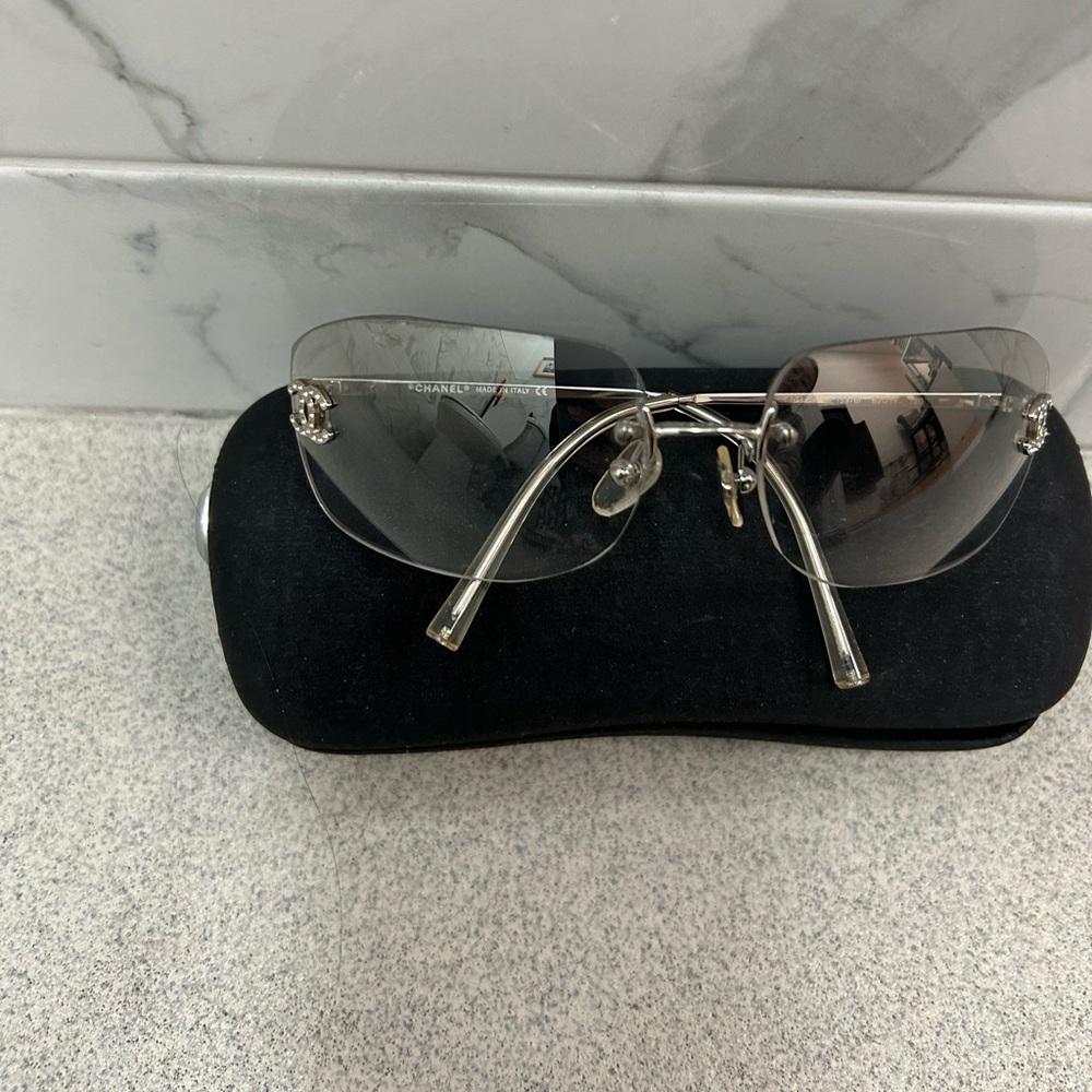 chanel vintage interlocking cc sunglasses
